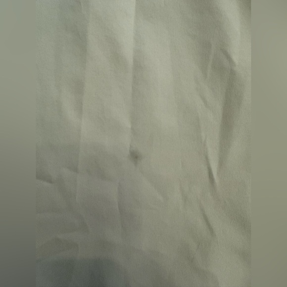 Columbia Men’s Beige Sleeveless Pull-Over Vest - Size XL (Small Flaw) - Picture 8 of 8